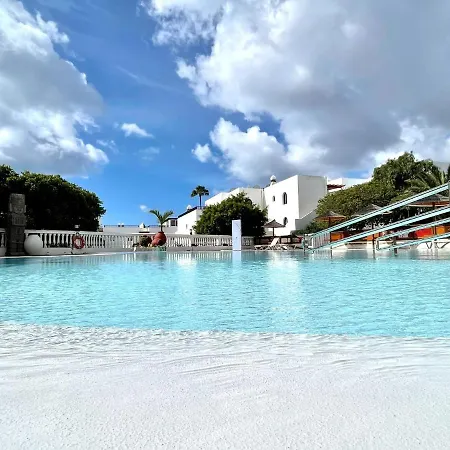 Coqueto Apartamento Cerca De Playa Los Charcos Apartment *